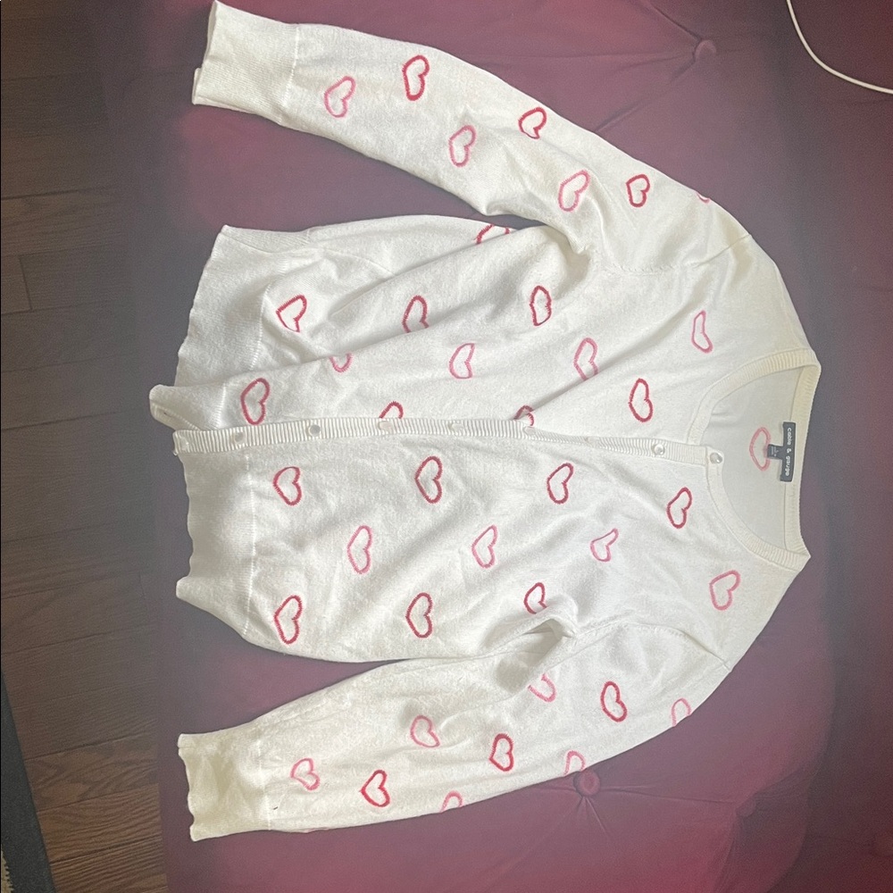 Cable & Gauge White Sweater with Pink Heart